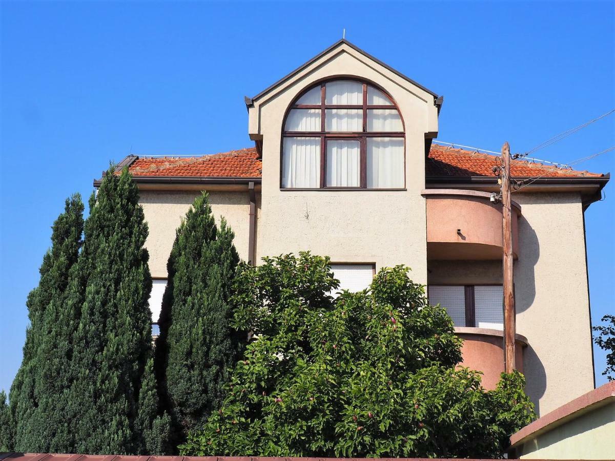 Guest House Stefanovic Vranje Buitenkant foto